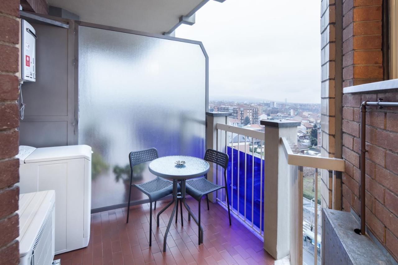 Metro Apartment Колленьо Екстер'єр фото