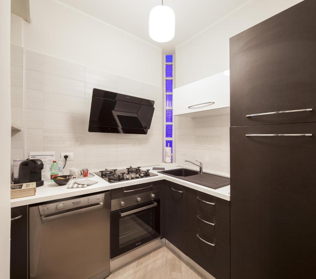 Metro Apartment Колленьо Екстер'єр фото