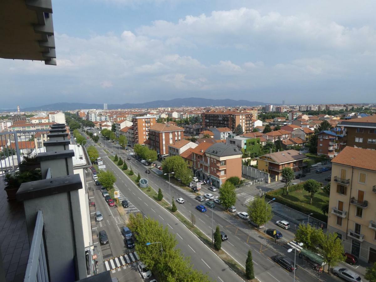 Metro Apartment Колленьо Екстер'єр фото